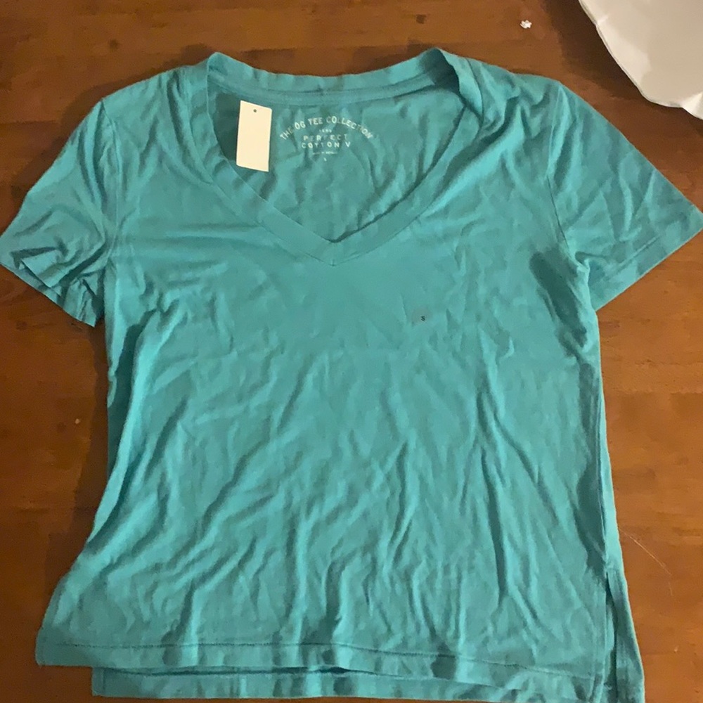 A perfect cotton v women’s top!